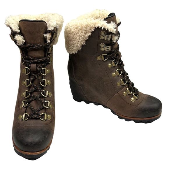 SOREL Conquest Wedge Shearling Booties - Size 6 - Picture 4 of 9